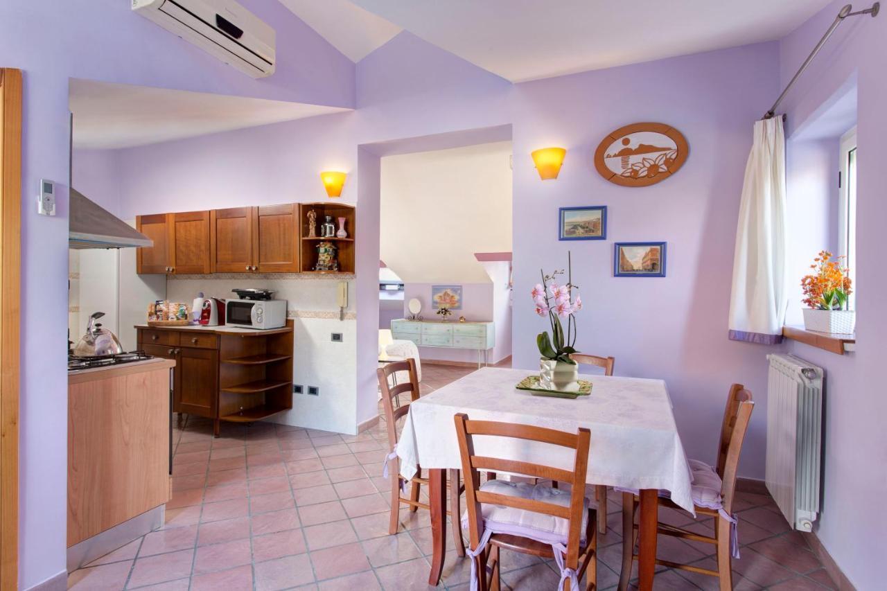 Tetto Fiorito Apartment Castellammare di Stabia Ngoại thất bức ảnh