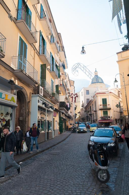 Tetto Fiorito Apartment Castellammare di Stabia Ngoại thất bức ảnh