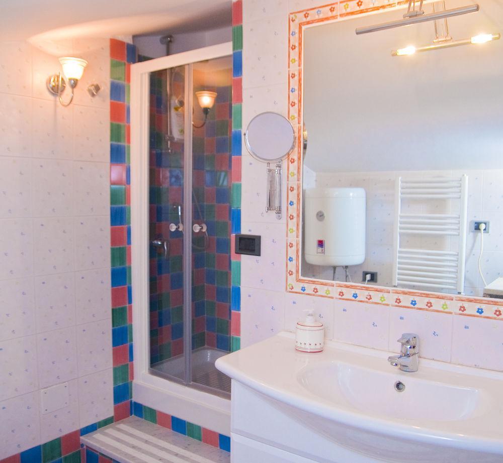 Tetto Fiorito Apartment Castellammare di Stabia Ngoại thất bức ảnh