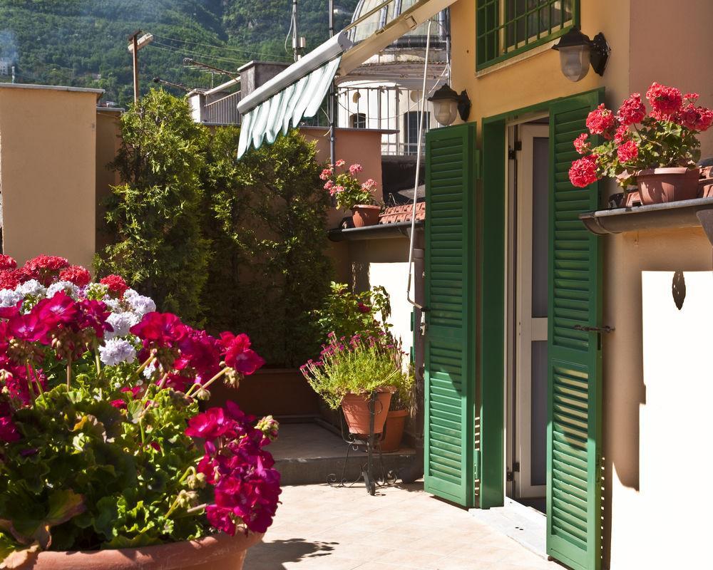 Tetto Fiorito Apartment Castellammare di Stabia Ngoại thất bức ảnh