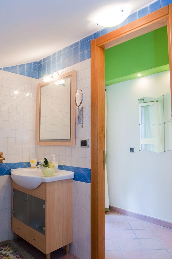 Tetto Fiorito Apartment Castellammare di Stabia Ngoại thất bức ảnh